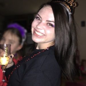 Meet your Posher, Kaela